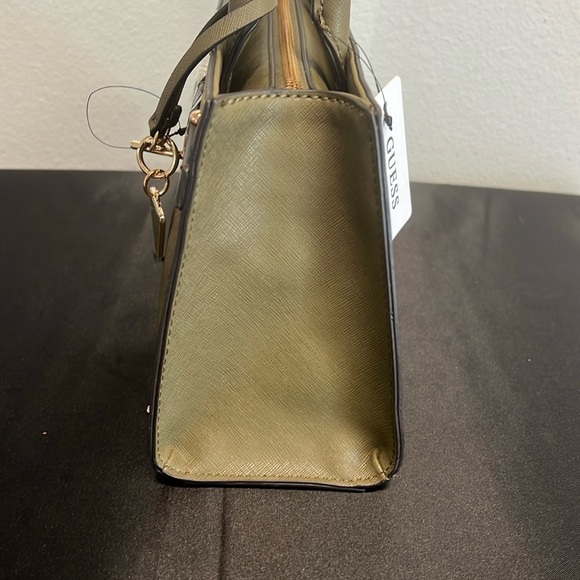 Guess | Olive Satchel w/Iconic Logo Bag Charm - Picture 7 of 16